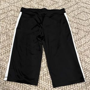 Danskin now workout wide leg crop pants size XL (16-18)